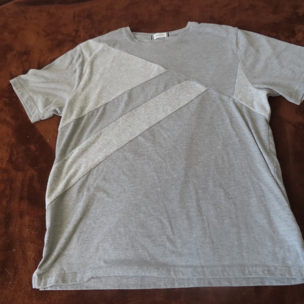 browny clothing tshirt sz M grey